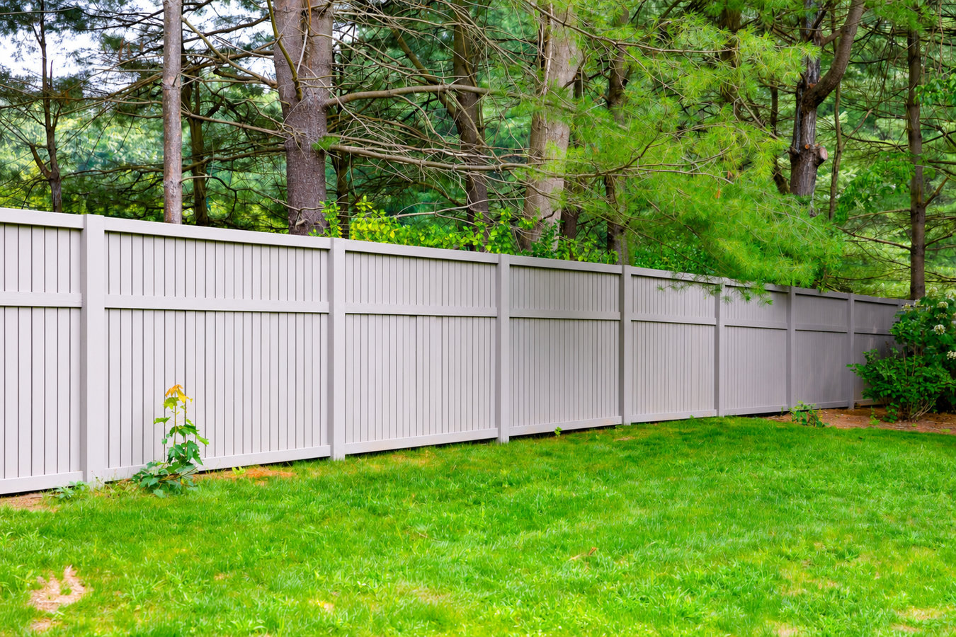Privacy fence installation